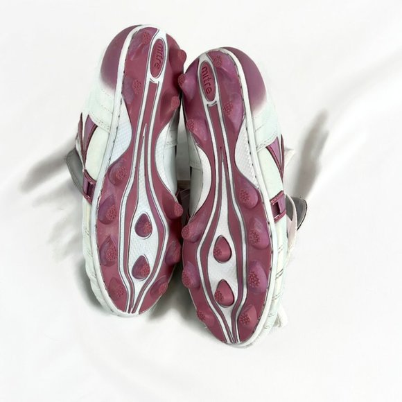 MITRE Girls Cleats Size 5 White Pink Soccer - Picture 5 of 6
